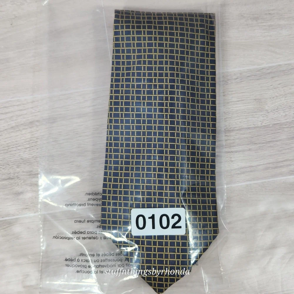 Lauren Ralph Lauren 100%‎ Silk Textured Men's NeckTie Navy With Yellow X-long